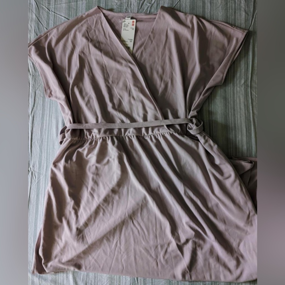 Uniqlo Women’s crepe jersey short sleeve wrap dress
